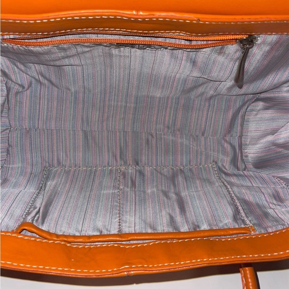 Perlina Orange Leather Shoulder Bag -EUC - Picture 3 of 3